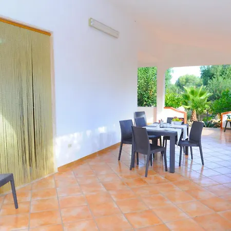 度假居 Il Trullo Di Pina A 2 Minuti Da Spiaggia Sabbiosa