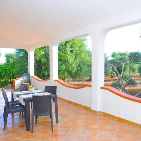 度假居 Il Trullo Di Pina A 2 Minuti Da Spiaggia Sabbiosa *