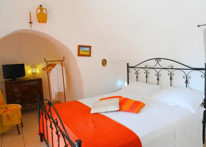 Il Trullo Di Pina A 2 Minuti Da Sabbiosa Serranova