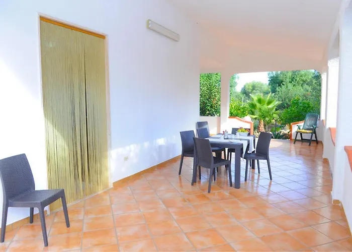 Holiday home Il Trullo Di Pina A 2 Minuti Da Sabbiosa