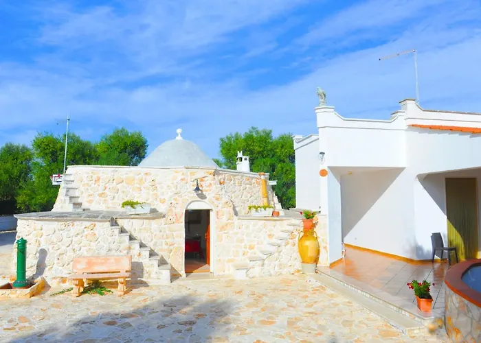 Holiday home Il Trullo Di Pina A 2 Minuti Da Sabbiosa